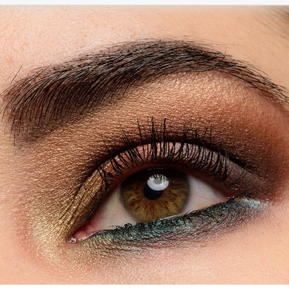 BRAND NEW Laura Mercier Hidden Gems Eyeshadow Palette with 12 eyeshadows - Picture 5 of 8